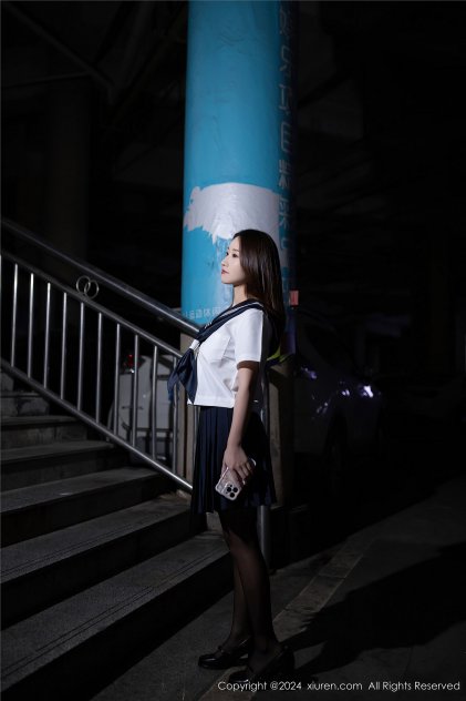 精品一区二区三区自拍图