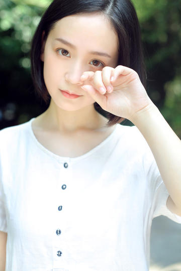 日本三级丰满人妻下载